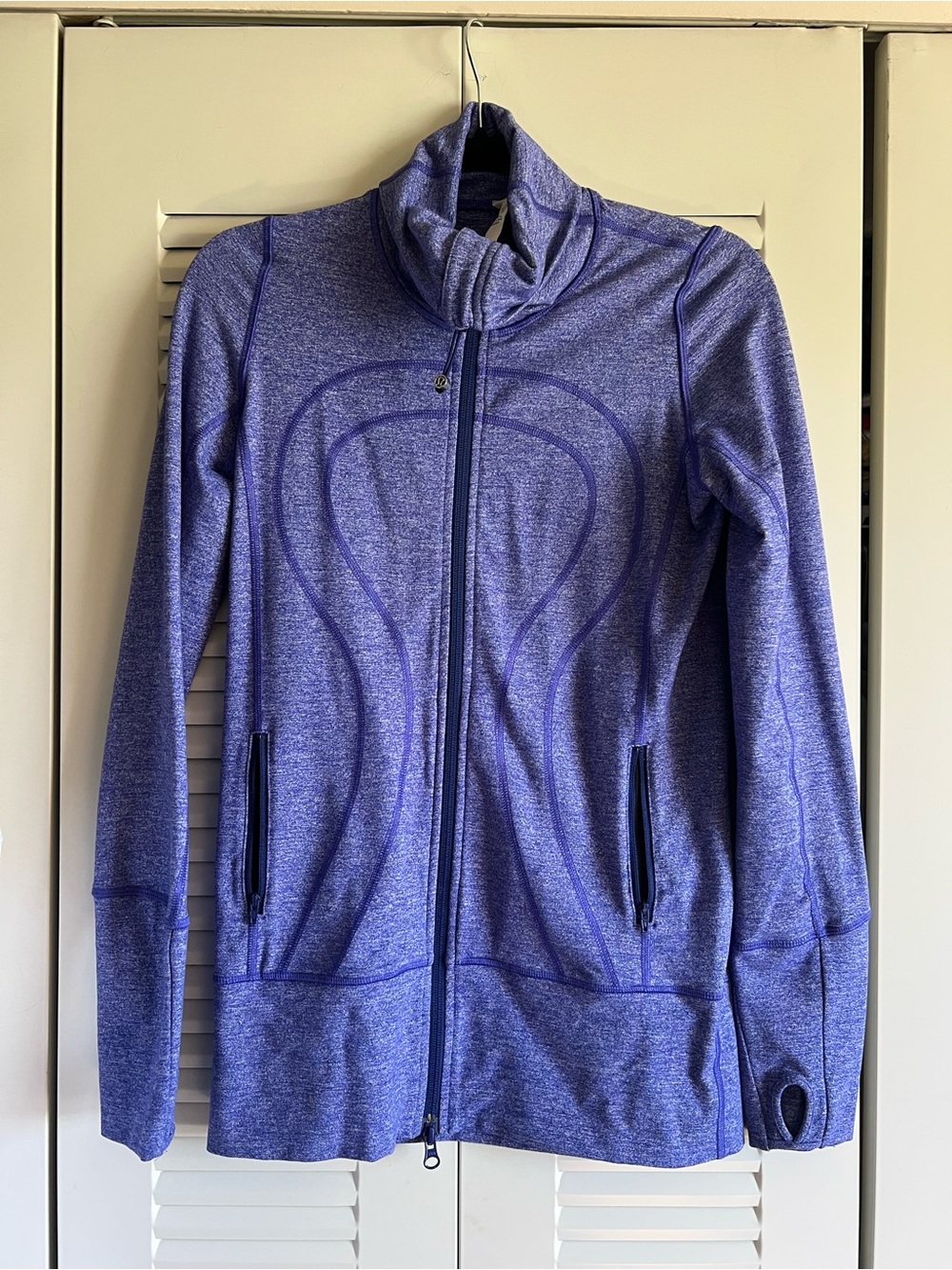 Lululemon Women's Stride Jacket - Purple - Size 4 - Like New - Picture 4 of 6
